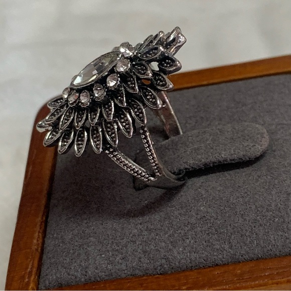 Fashion statement ring silver plate marcasite. - Picture 3 of 6